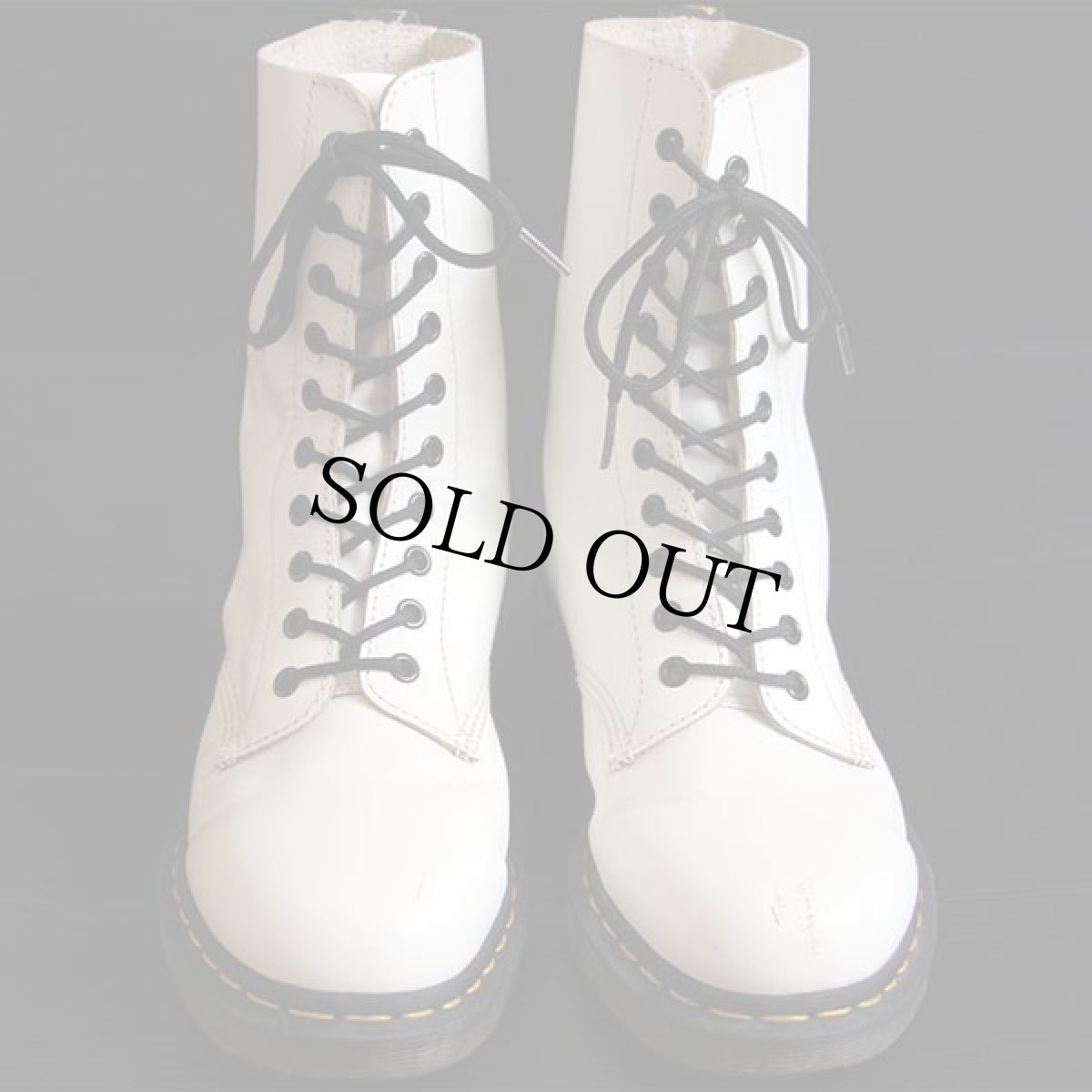 画像3: 英国製 DR.MARTENSドクターマーチン 10ホールブーツ 白 UK8 (3)