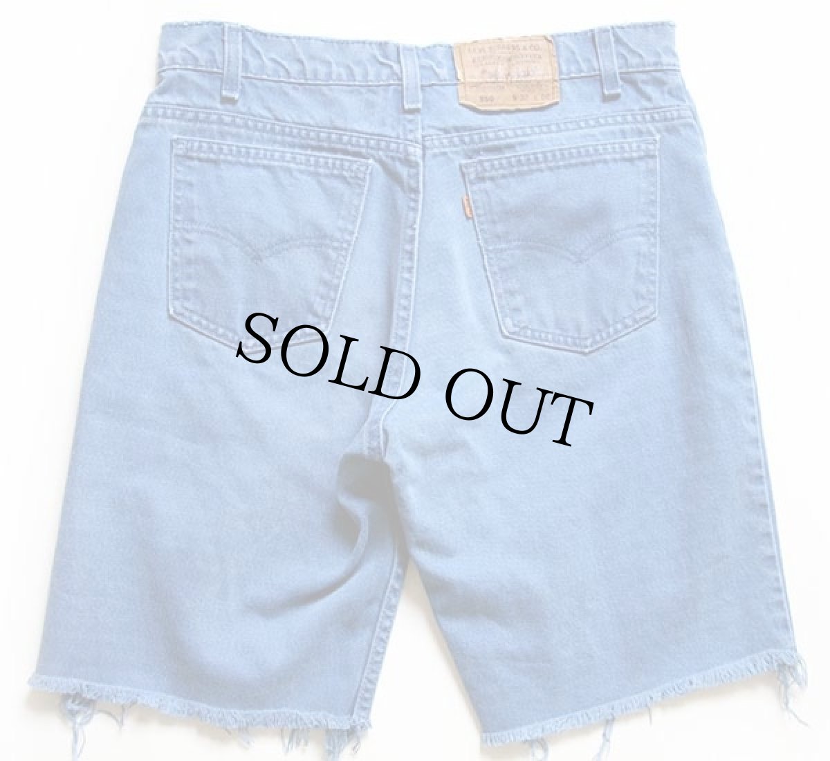 画像2: 90s USA製 Levi'sリーバイス 550 カットオフ カラーデニム ショートパンツ 青 w32★ショーツ (2)