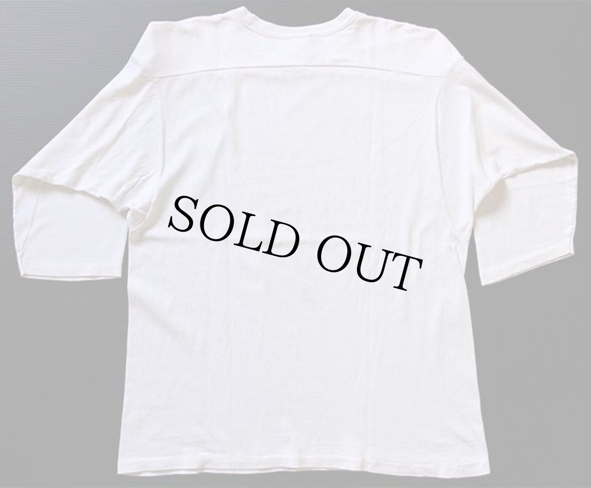 画像2: 80s USA製 Championチャンピオン BRANDEIS 三段中抜き 染み込みプリント コットン フットボールTシャツ 生成り L (2)