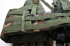 画像7: 00s 米軍 U.S.ARMY ウッドランドカモ MOLLE 2 FLC ベスト マガジンポーチ付き (7)