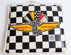 画像2: ビンテージ INDIANAPOLIS MOTOR SPEEDWAY チェッカーフラッグ シート クッション★A (2)