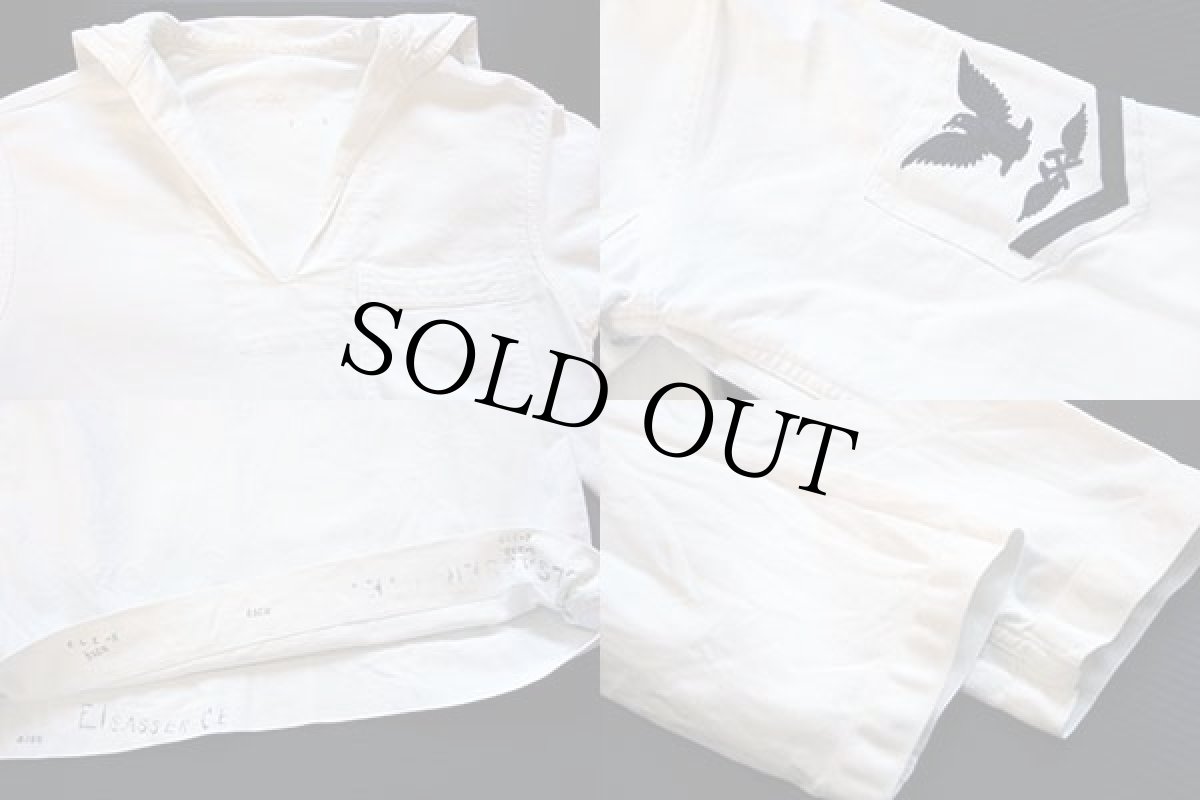 画像3: ビンテージ 米軍 U.S.NAVY パッチ付き コットン セーラーシャツ 白 (3)