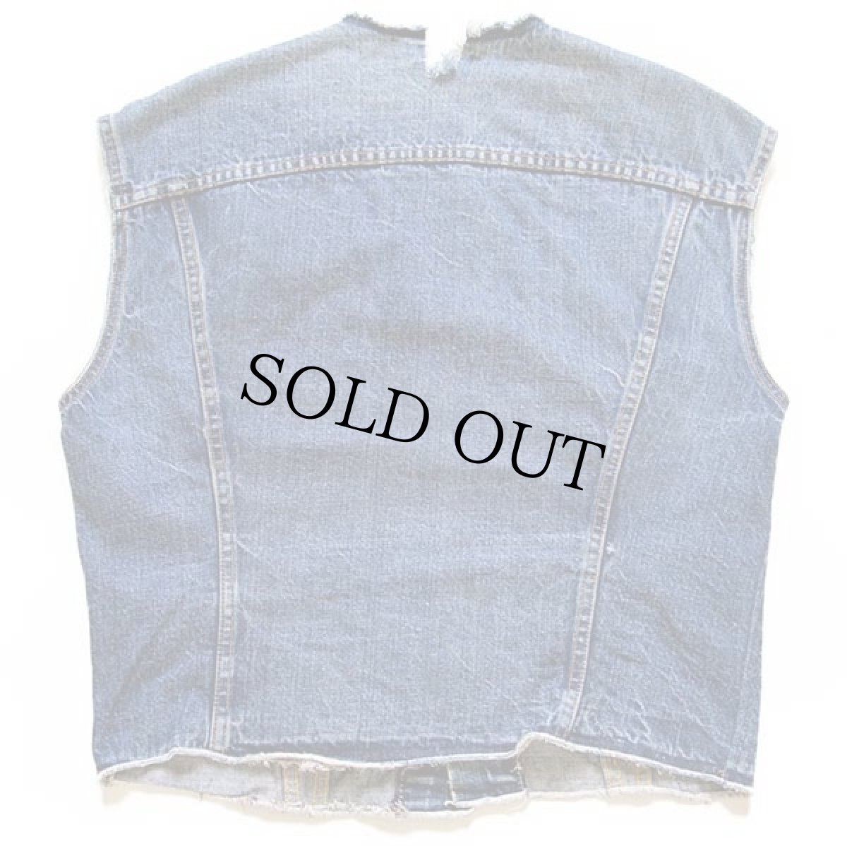 画像2: 60s LEVI'Sリーバイス 70505 BIGE ノーカラー カットオフ デニムベスト カスタム (2)
