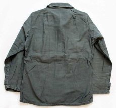 画像2: 60s 米軍 U.S.ARMY ストラップ付き コットンサテン ユーティリティシャツ 2nd オリーブグリーン (2)