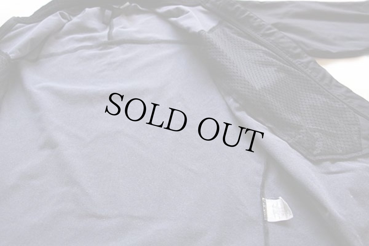 画像5: 00s カナダ製 patagoniaパタゴニア R1 ソフトシェルジャケット チャコールグレー S★刺繍ロゴ (5)