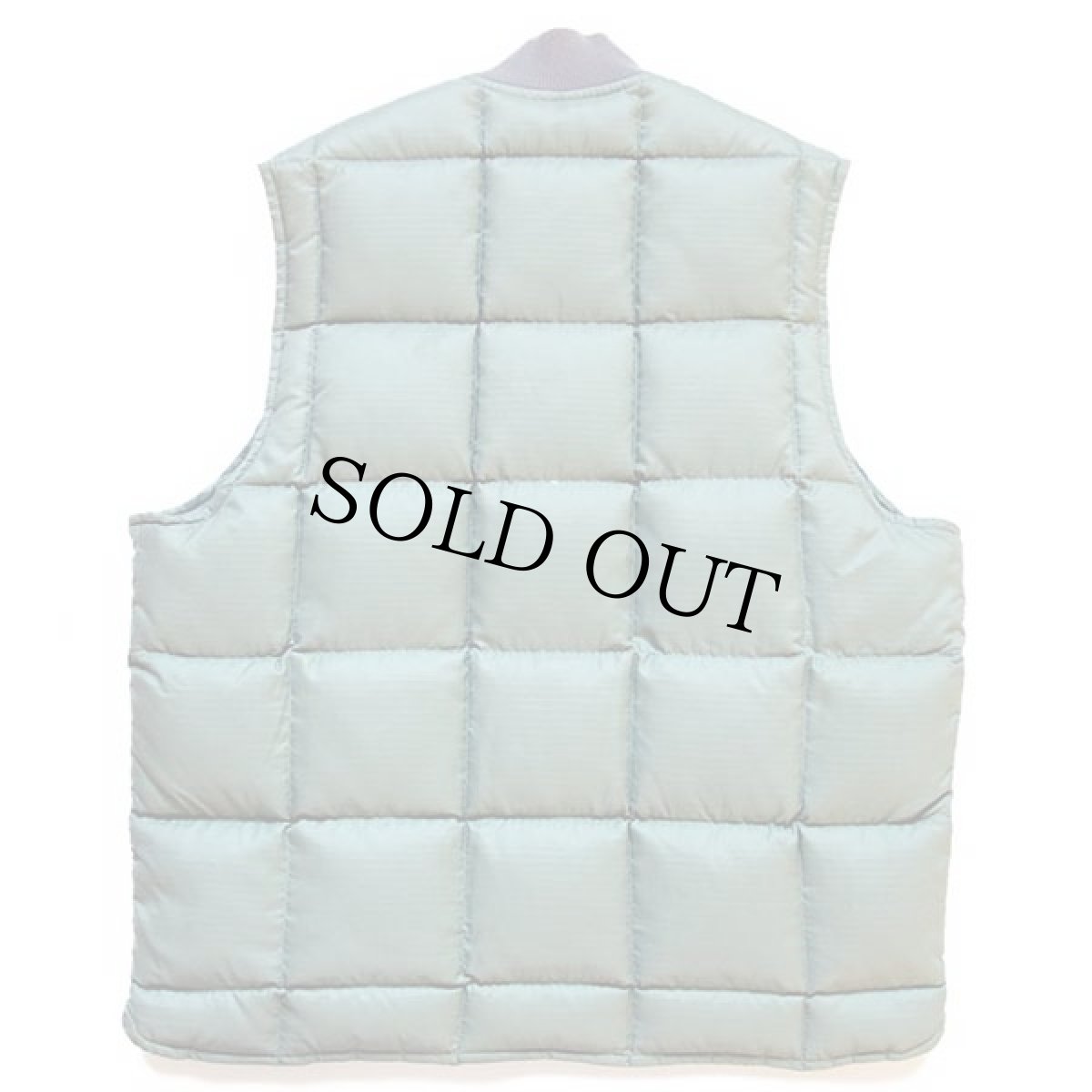 画像2: 70s EddieBauerエディーバウアー ナイロン インナー ダウンベスト 薄緑 (2)