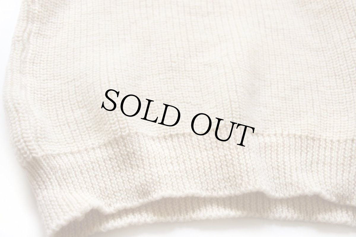 画像5: 英国製 GOKEYSゴーキー エルボーパッチ付き ローゲージ ウールニット セーター ナチュラル (5)