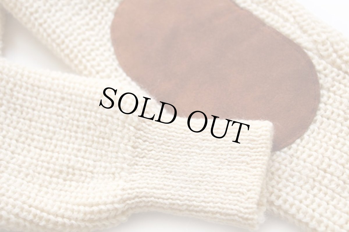 画像6: 英国製 GOKEYSゴーキー エルボーパッチ付き ローゲージ ウールニット セーター ナチュラル (6)