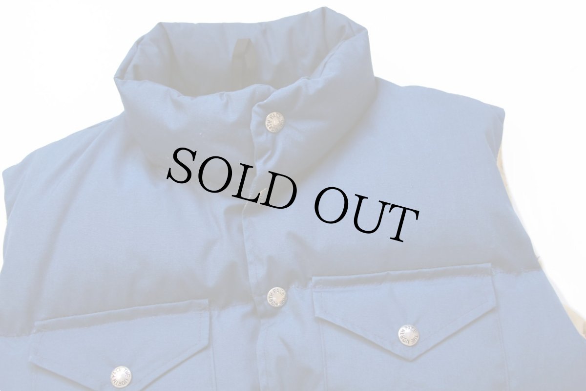 画像3: 80s USA製 THE NORTH FACEノースフェイス 茶タグ ダウンベスト 紺 S (3)