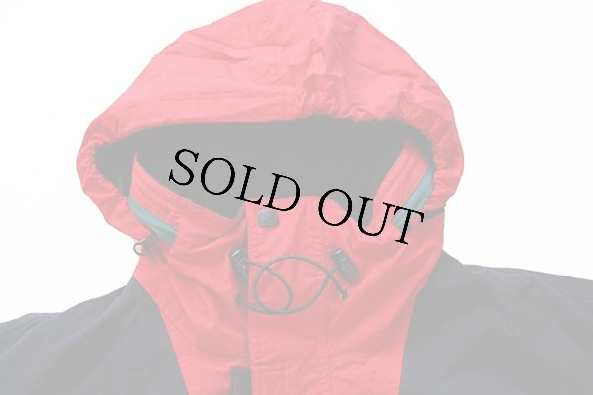 画像3: 90s HELLY HANSENヘリーハンセン ツートン 切り替え Helly-Tech Thinsulate 中綿入り ナイロンジャケット 赤×黒 L (3)