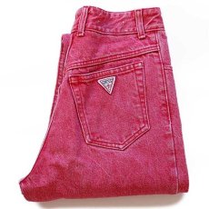 画像1: 90s USA製 GUESS JEANS ゲス テーパード カラーデニムパンツ 薄赤 w30 (1)