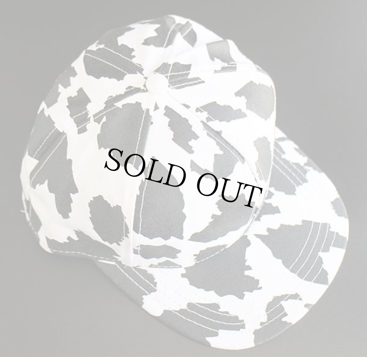 画像3: 80s USA製 naturally yours 刺繍 牛柄 キャップ 白×黒 (3)