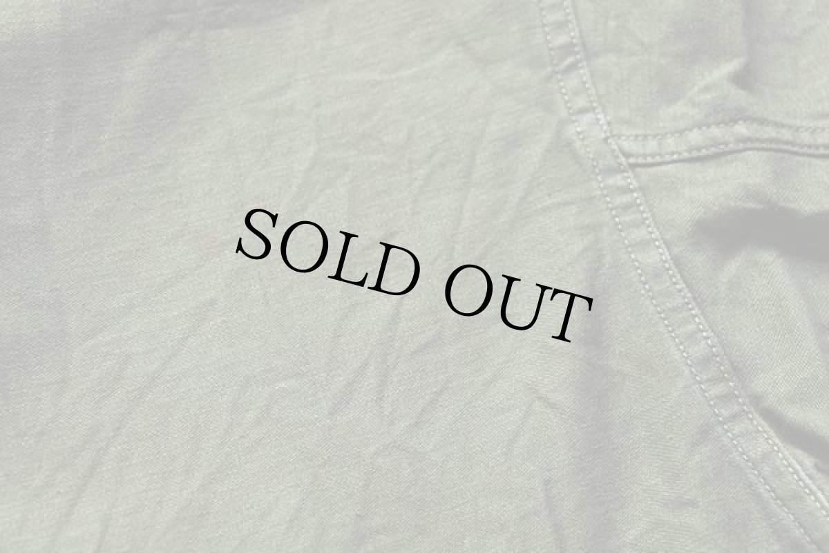 画像7: 60s 米軍 U.S.ARMY パッチ付き コットンサテン ユーティリティシャツ オリーブグリーン (7)