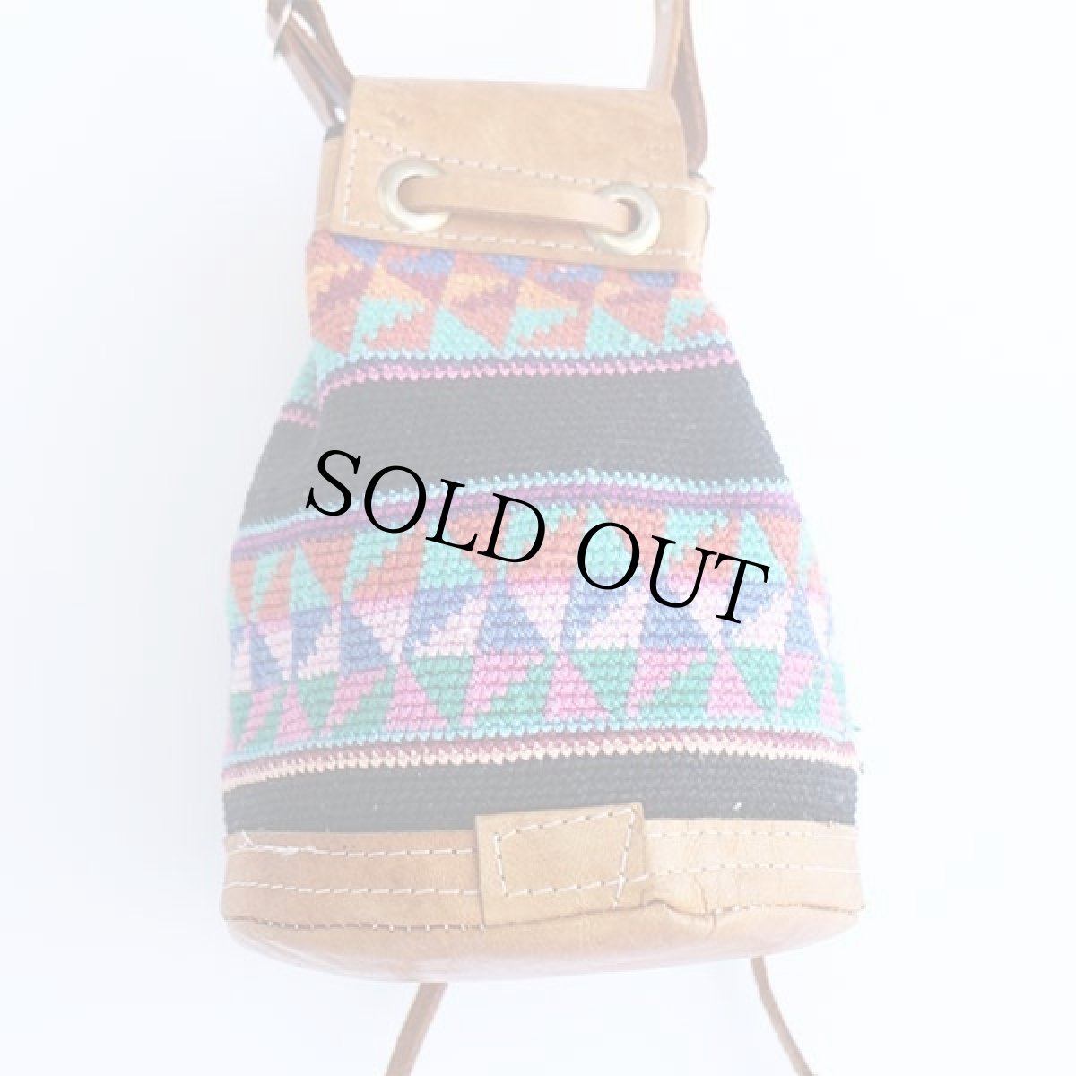 画像3: ハンドメイド フォークロア柄 バケツ型 巾着 ラグxレザー ショルダーバッグ ミニ (3)