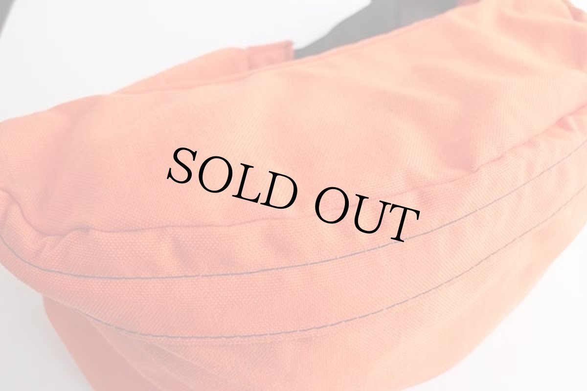 画像5: 80s USA製 FIELDLINE ナイロン ウエストバッグ 蛍光オレンジ (5)