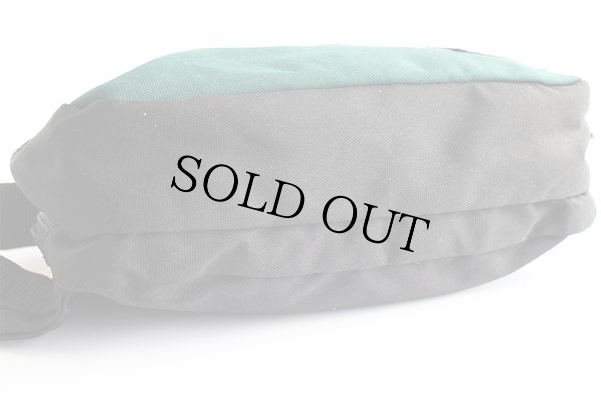 画像4: 90s LANDS'ENDランズエンド ナイロン ウエストバッグ 緑×黒 (4)