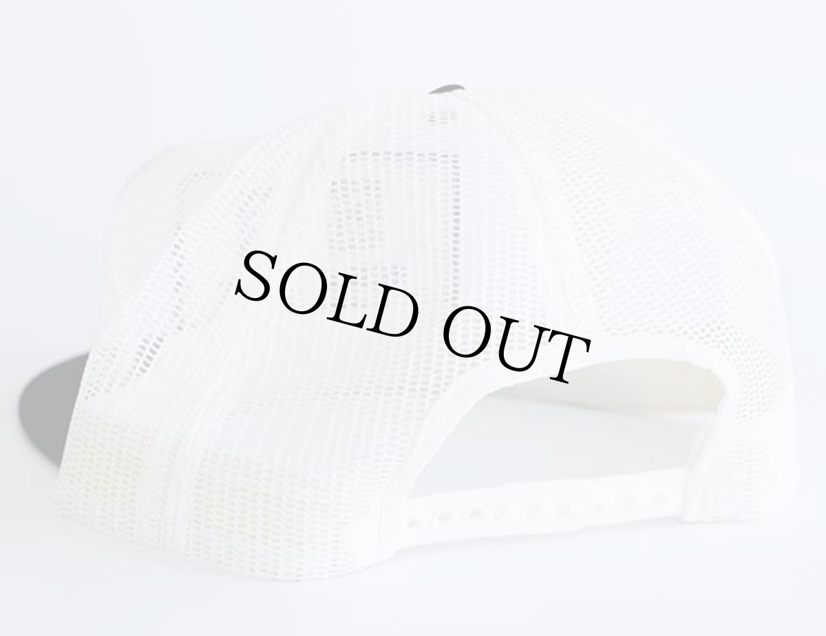 画像2: 80s case パッチ付き ツートン 切り替え オールメッシュキャップ 白×黒 (2)