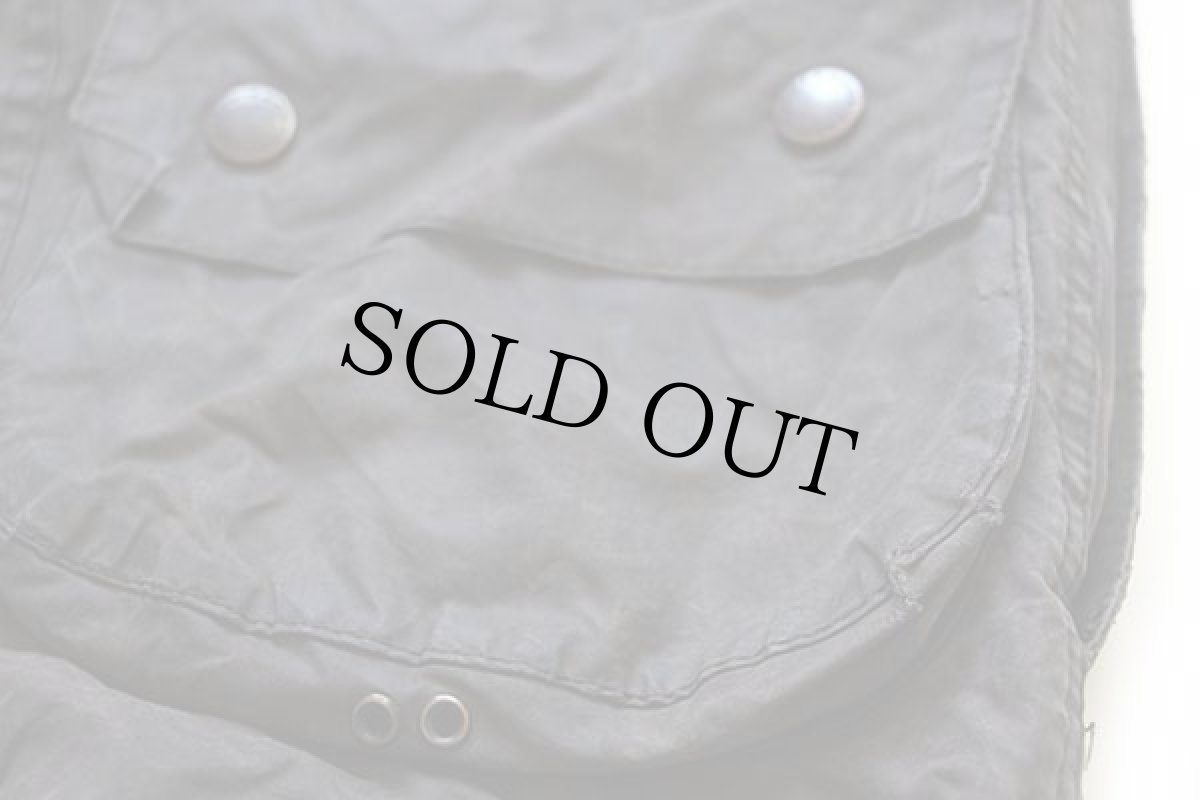 画像6: 00s 英国製 Barbourバブアー A145 BEAUFORT オイルドジャケット 焦げ茶 C38 (6)