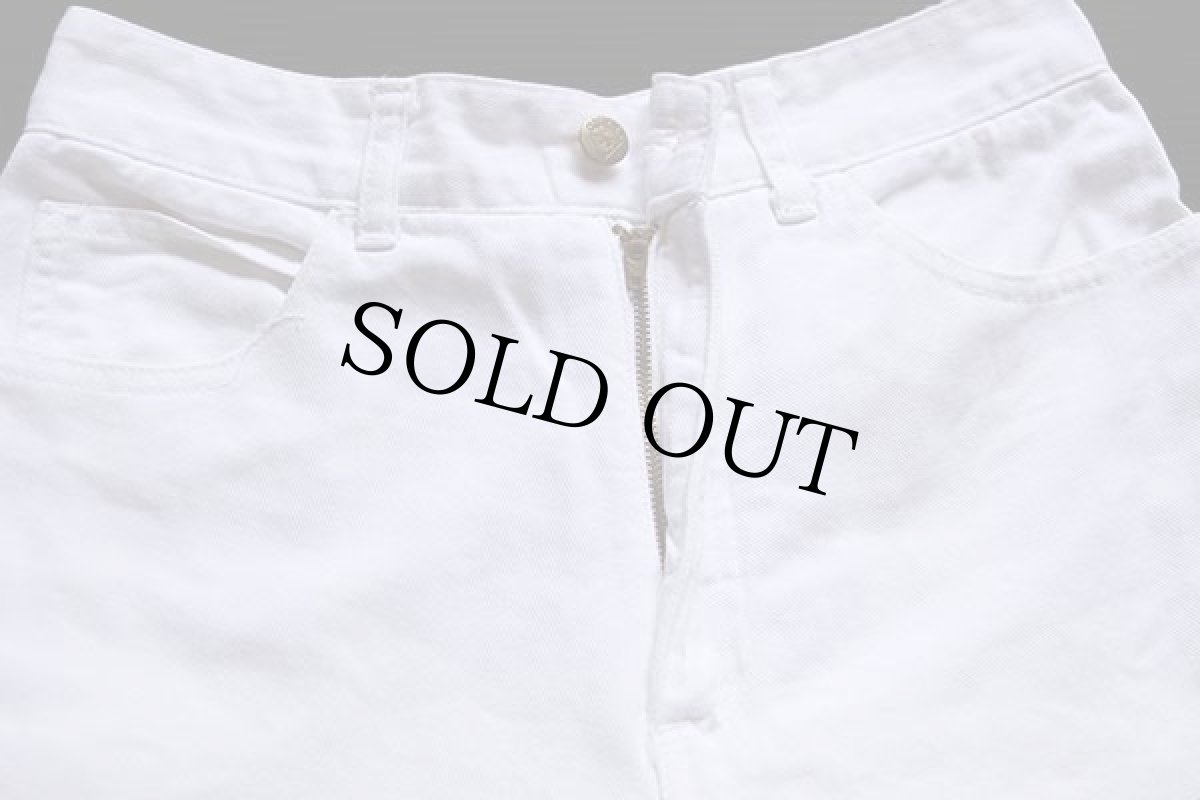 画像4: 90s USA製 GUESSゲス ホワイト デニムパンツ w30 (4)