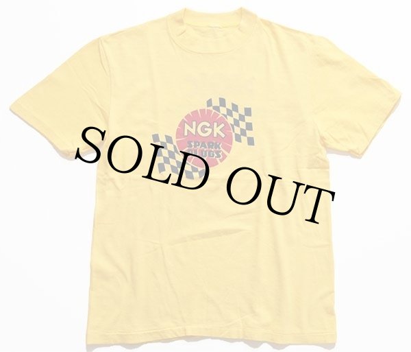 70s NGK SPARK PLUGS ロゴ 両面プリント コットンTシャツ 黄