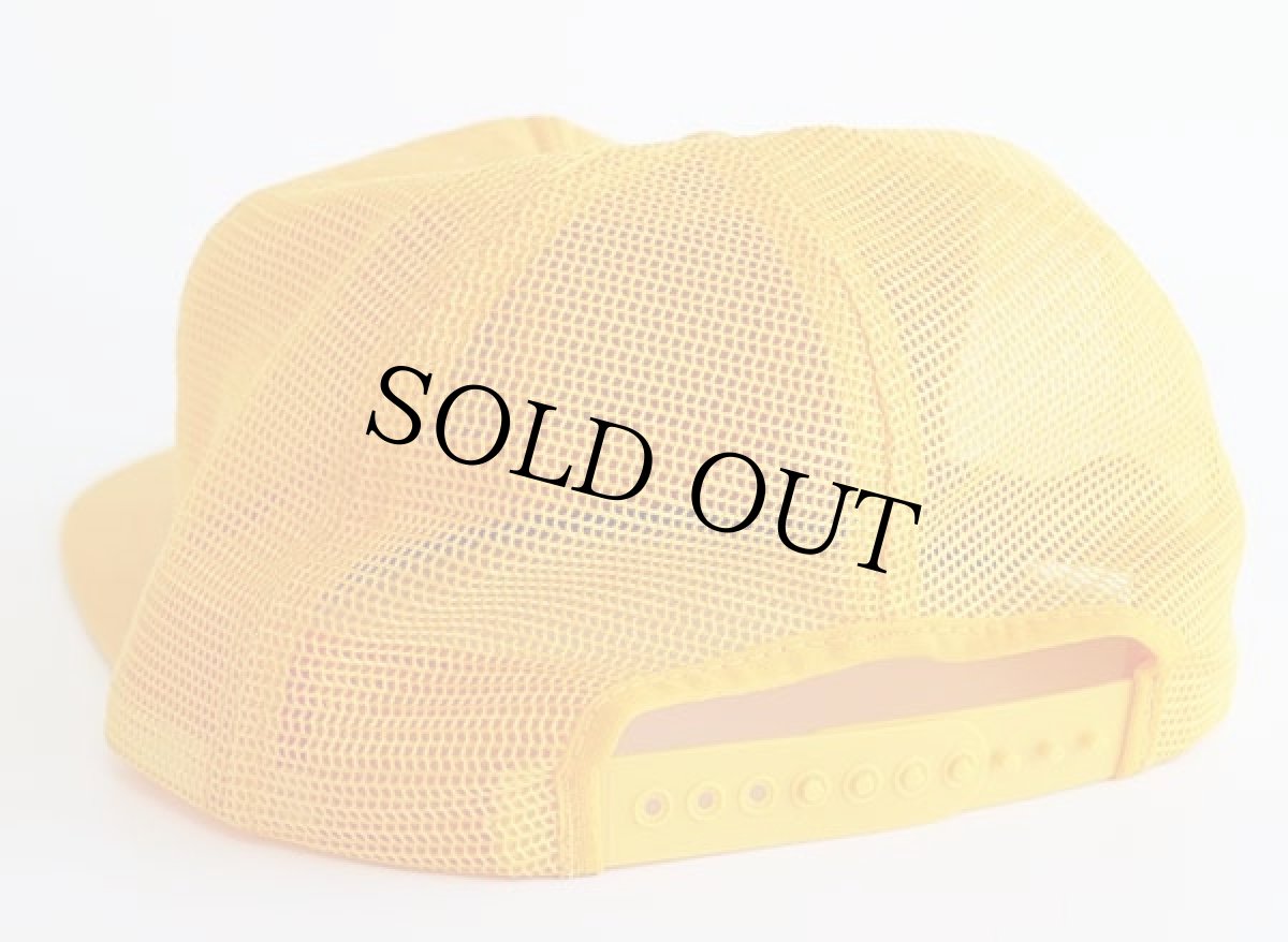 画像2: 80s USA製 Swingster Fred Arbogast パッチ付き ロングビル メッシュキャップ 黄 (2)