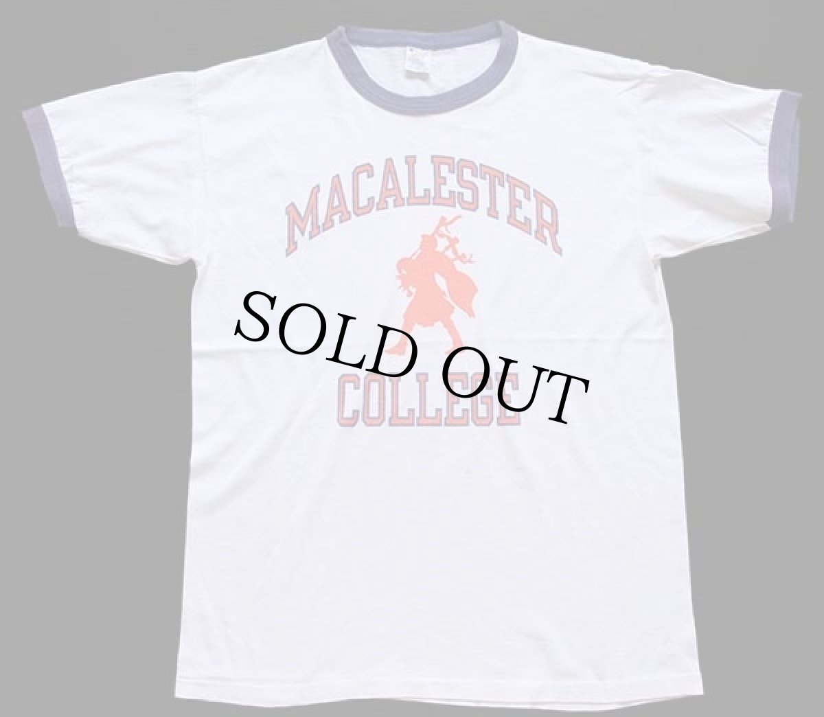 画像2: 80s USA製 Championチャンピオン MACALESTER COLLEGE 染み込みプリント リンガーTシャツ 白×ナス紺 L (2)