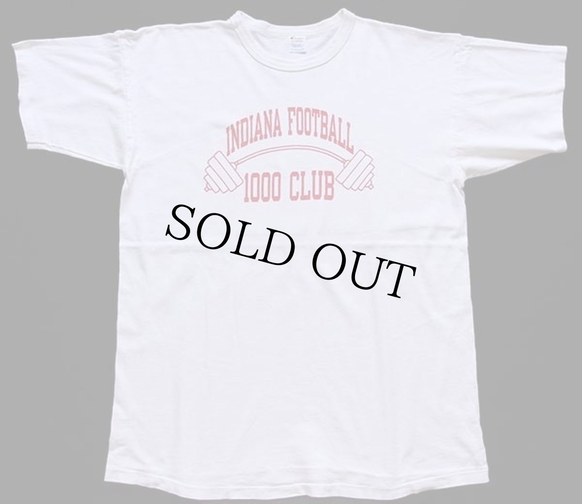 画像2: 80s USA製 Championチャンピオン INDIANA FOOTBALL 1000 CLUB バーベル 染み込みプリント コットンTシャツ 白 XL (2)