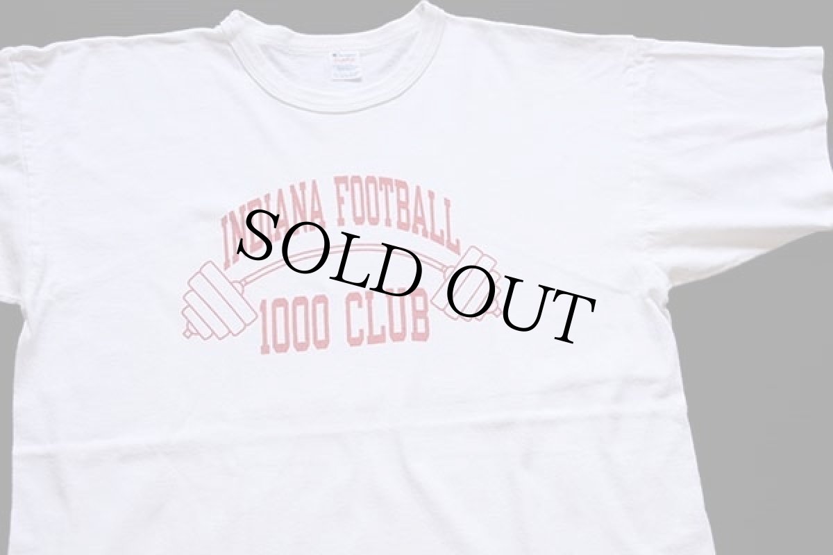 画像1: 80s USA製 Championチャンピオン INDIANA FOOTBALL 1000 CLUB バーベル 染み込みプリント コットンTシャツ 白 XL (1)