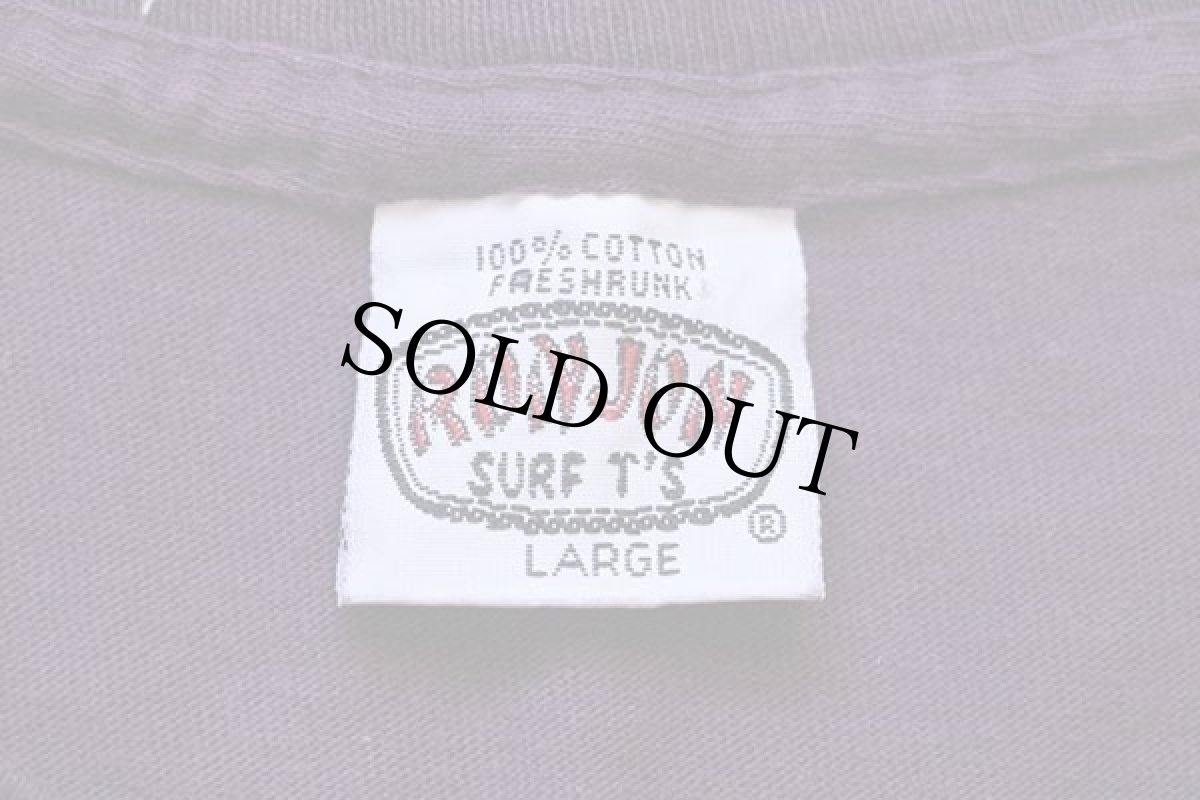 画像6: 80s USA製 RON JON SURF SHOP ジュゴン 両面プリント コットン ポケットTシャツ カスタム 紫 L (6)