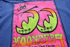 画像4: 90s USA製 MOONEYES ムーンアイズ We Love The Drop 両面 蛍光プリント コットンTシャツ 青紫 (4)