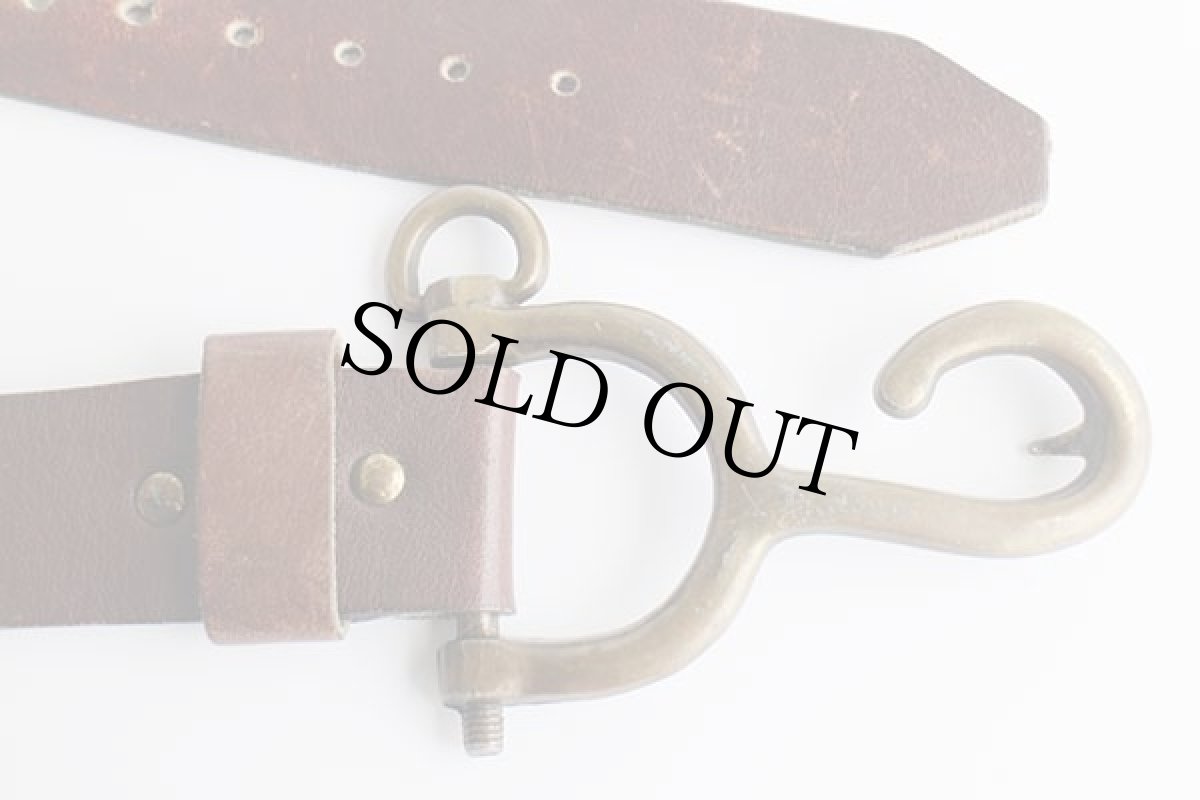 画像2: UNKNOWN フックモチーフ バックル レザーベルト 焦げ茶★1406 (2)