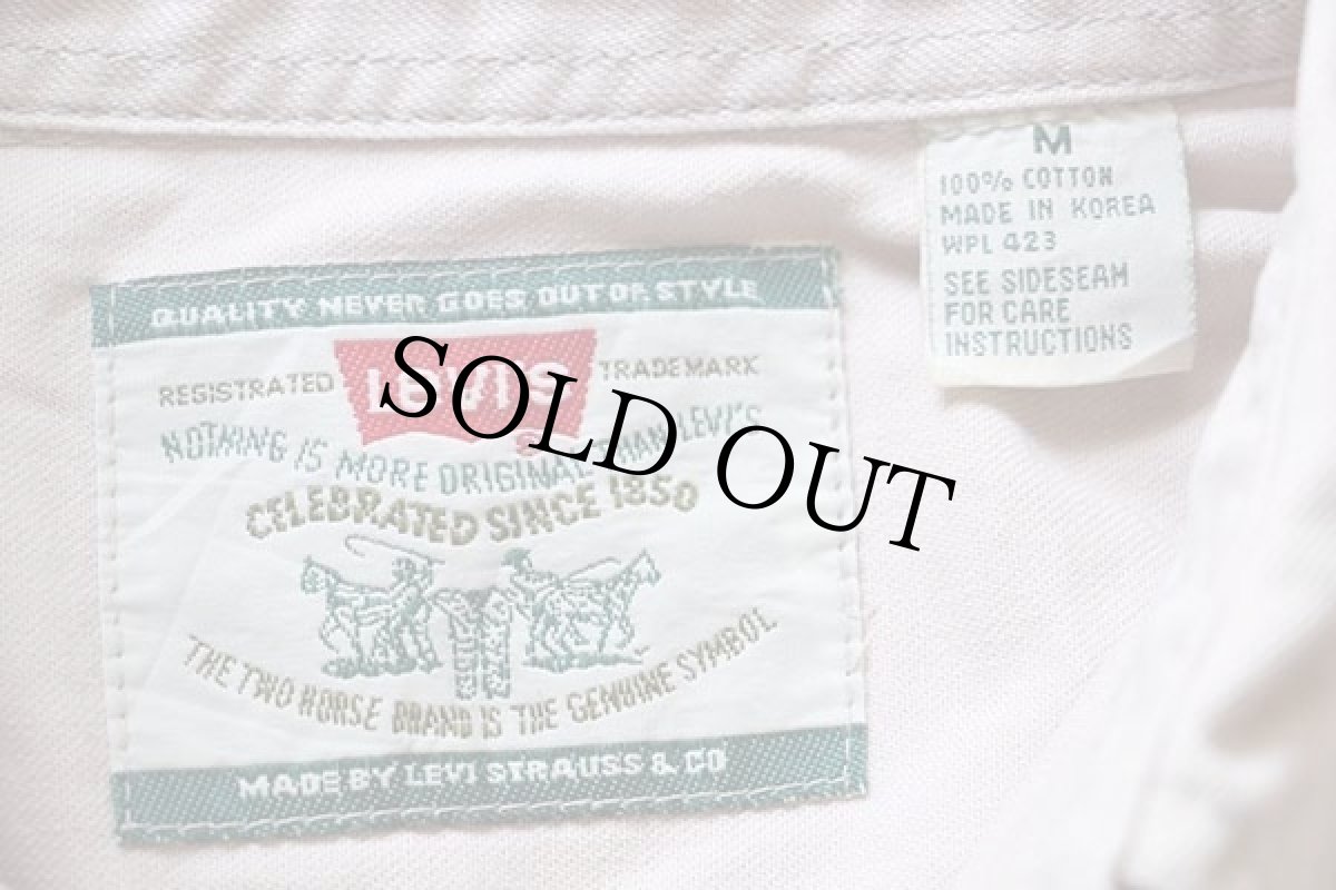 画像4: 90s Levi'sリーバイス ロゴ刺繍 カラーデニムシャツ ベージュ M (4)