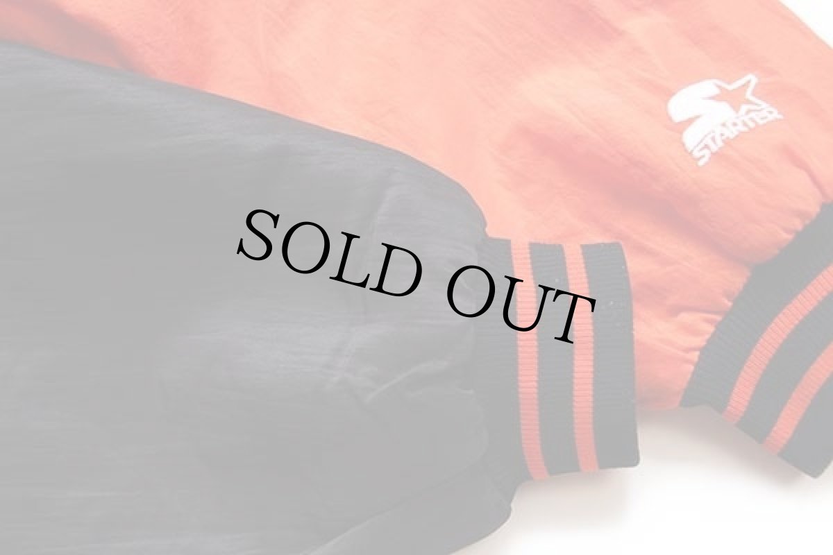 画像6: 90s USA製 STARTERスターター MLB Orioles パッチ付き ツートン 切り替え 中綿入り ナイロンスタジャン 黒×オレンジ XXL (6)