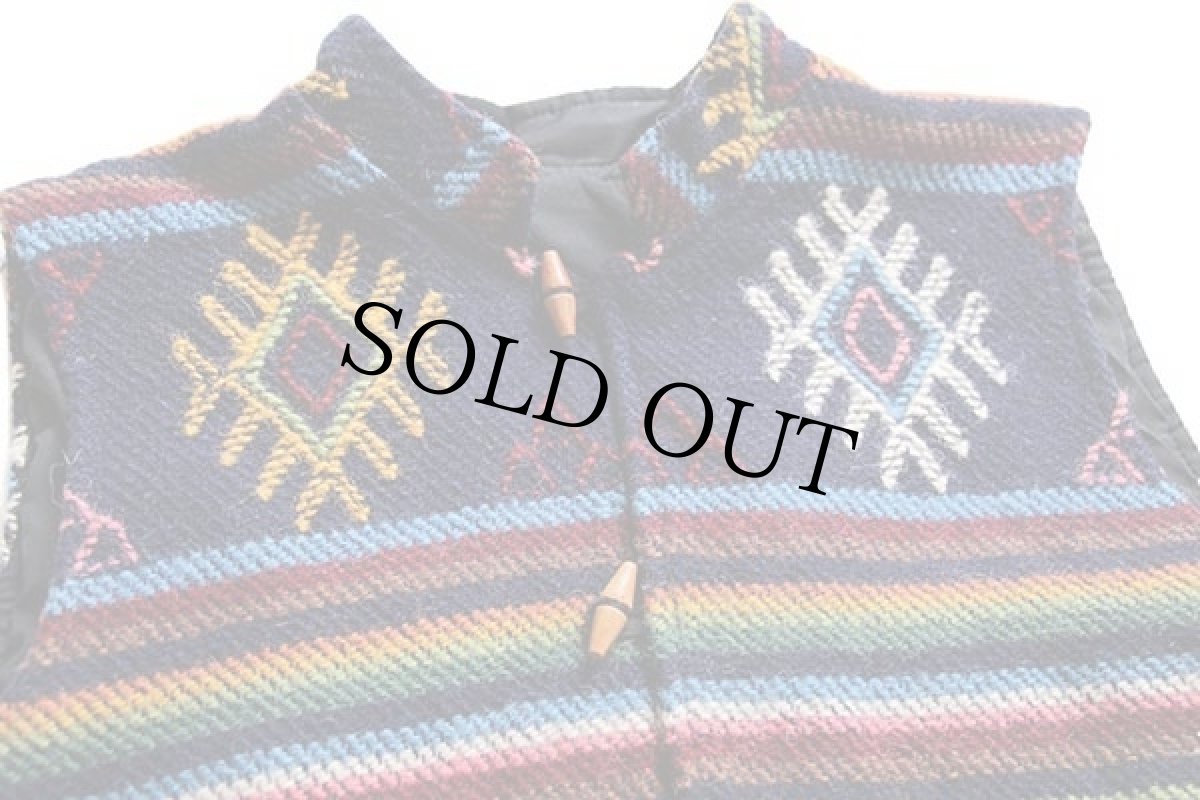 画像3: フォークロア柄 スタンドカラー ラグ ベスト (3)