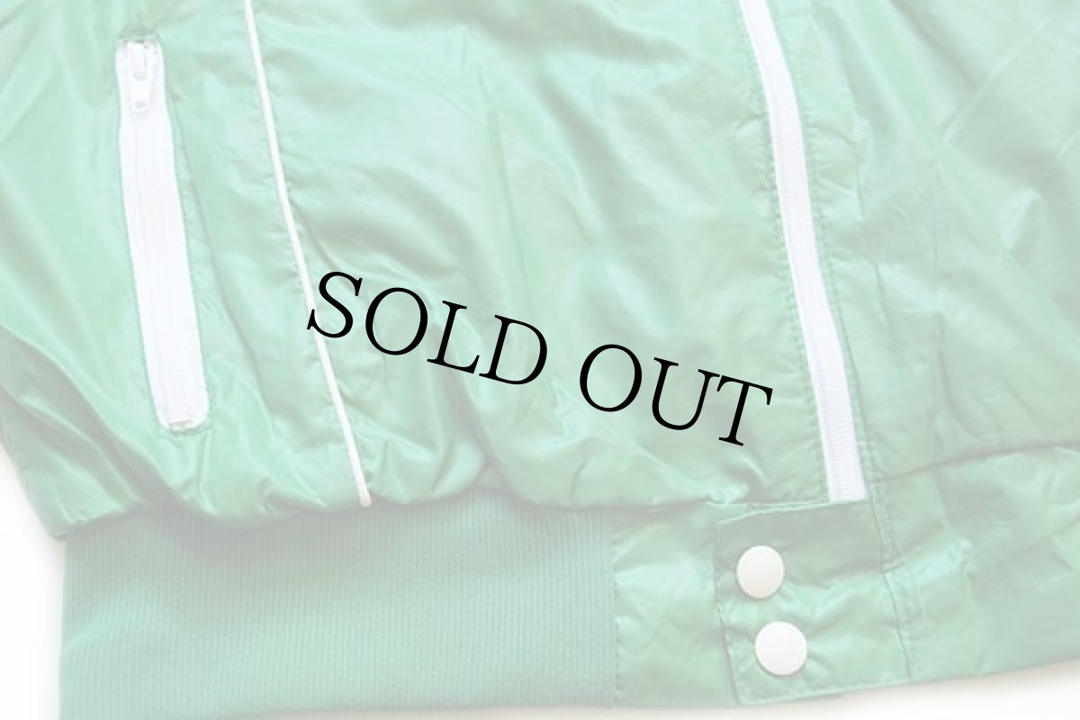 画像6: 80s USA製 QUAKER STATE ロゴ刺繍 ナイロン レーシングジャケット 黄緑 L (6)