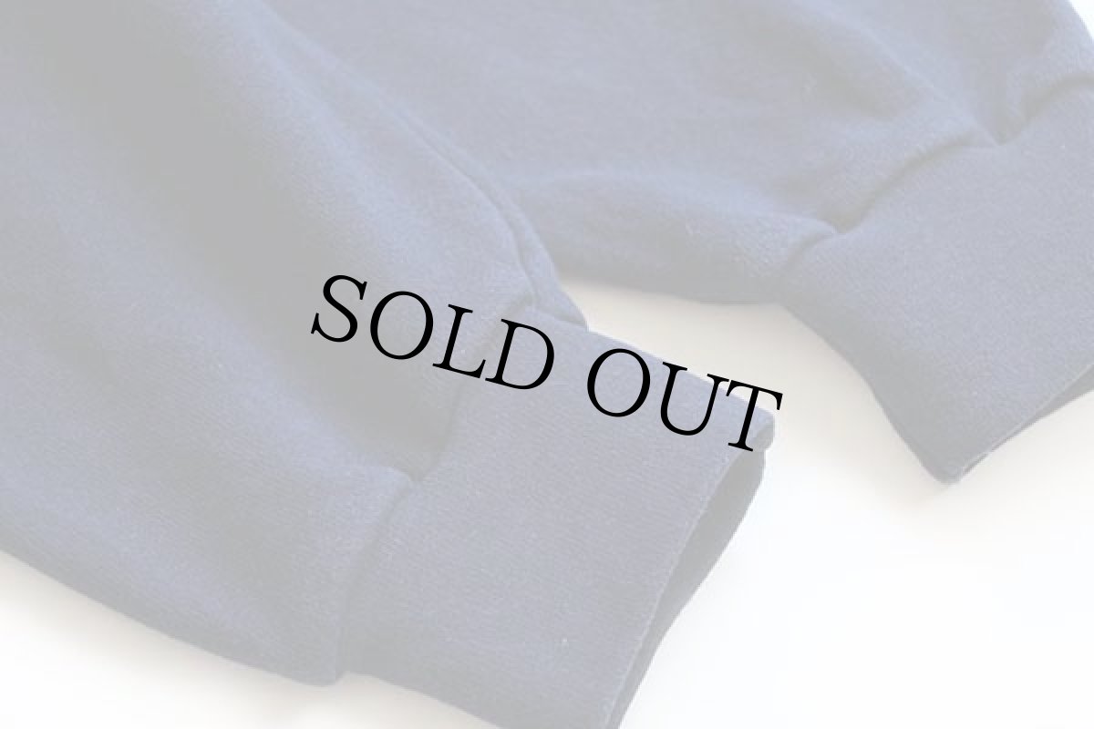 画像5: USA製 米軍 U.S.NAVY 両面リフレクタープリント 前V スウェット 紺 L (5)