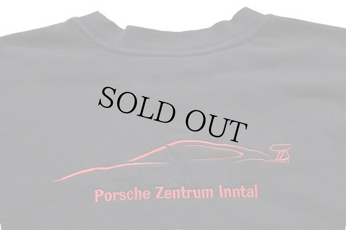 画像4: Porsche Zentrum Inntal ポルシェ パッチ&刺繍入り スウェット 黒 XL (4)