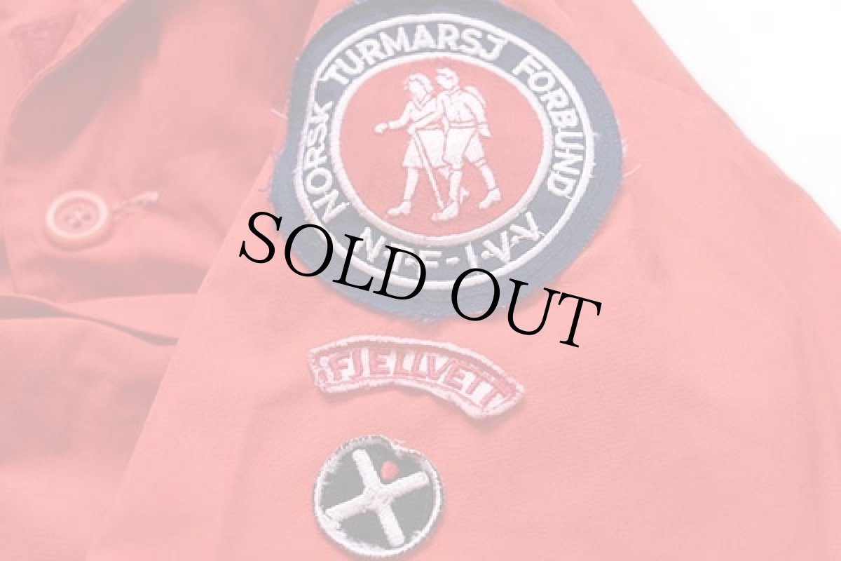 画像5: 70s ノルウェー製 AJAK リアルファー&パッチ付き アノラックパーカー 朱色 (5)