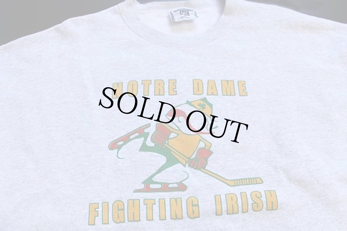 画像3: 90s USA製 Leeリー NOTRE DAME FIGHTING IRISH クローバー 両面プリント スウェット 杢ライトグレー 2XL (3)