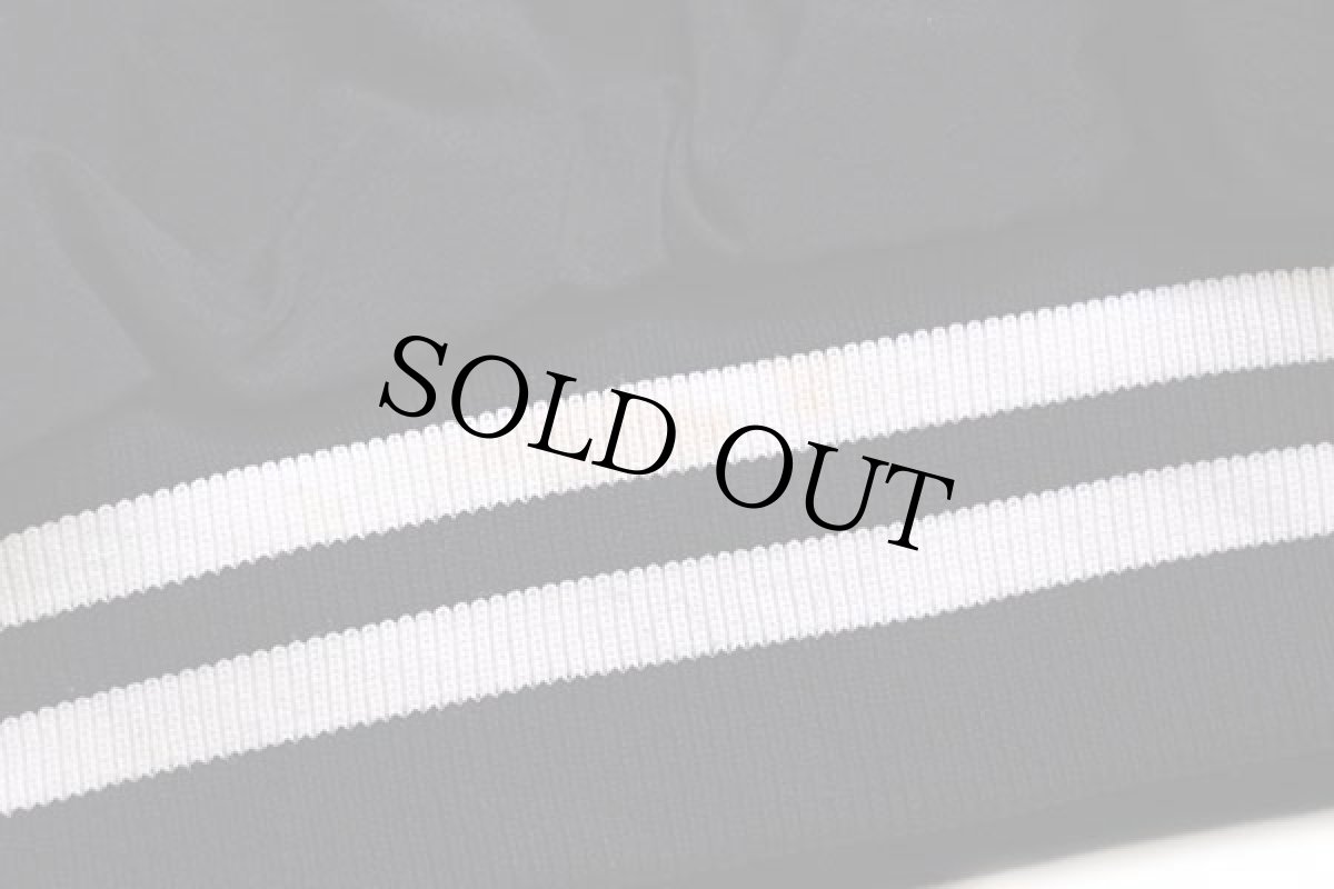 画像5: 90s USA製 BOMBERS RUGBY CLUB 刺繍 プルオーバー ナイロンパーカー 黒 2XL (5)