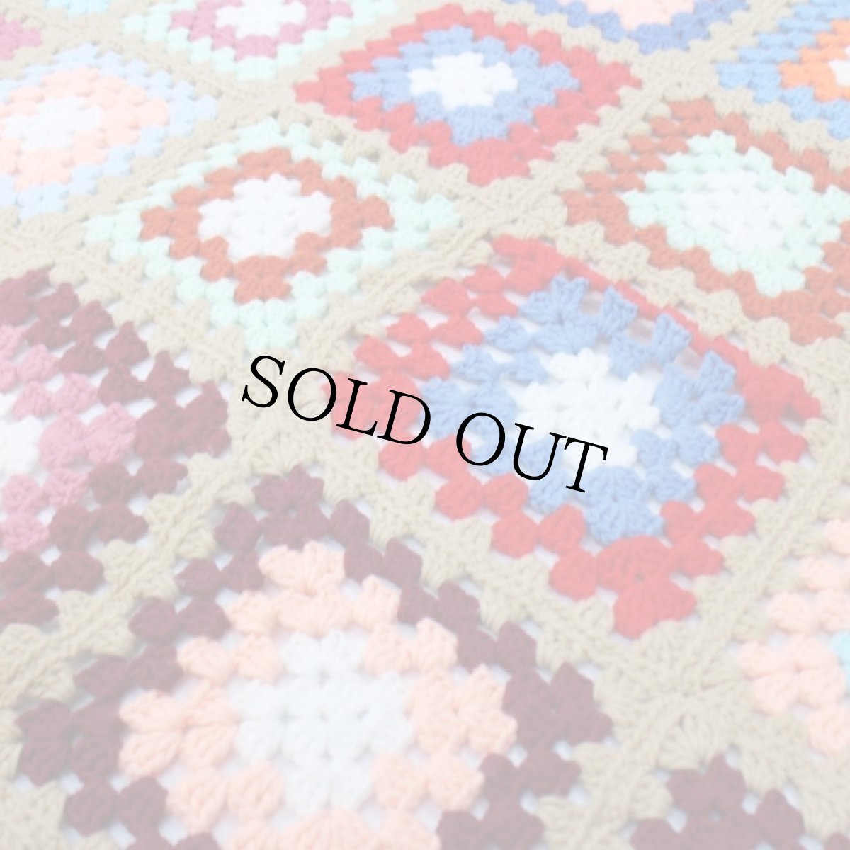 画像4: スクエア モチーフ ニット グラニー ブランケット (4)