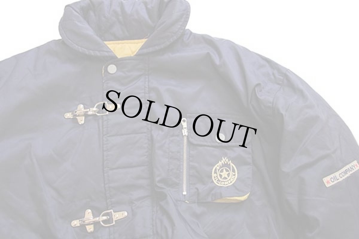 画像3: 90s イタリア製 OIL COMPANY パッチ&刺繍 ナイロン ファイヤーマンジャケット 紺 XL (3)