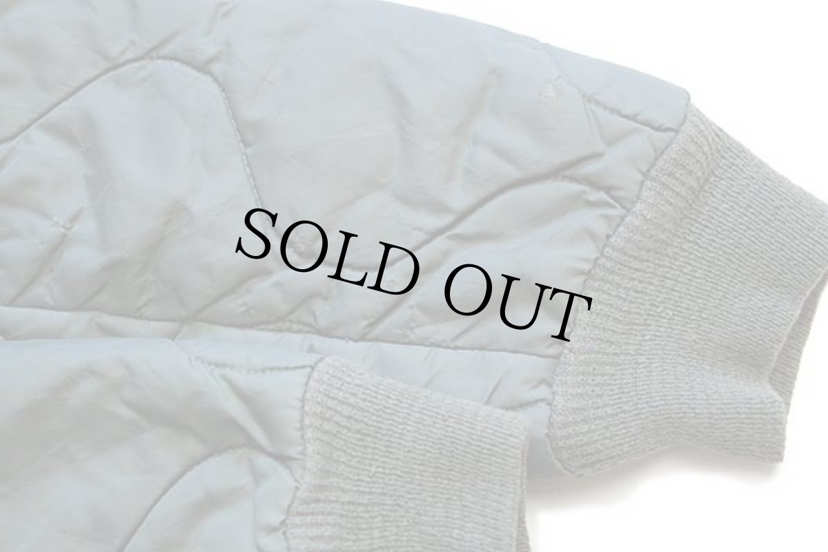 画像6: 90s 米軍 USAF CWU-9/P ナイロン キルティング ライナージャケット セージグリーン XL (6)