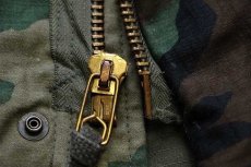 画像6: 80s 米軍 U.S.ARMY パッチ付き ウッドランドカモ M-65 フィールドジャケット S-S (6)