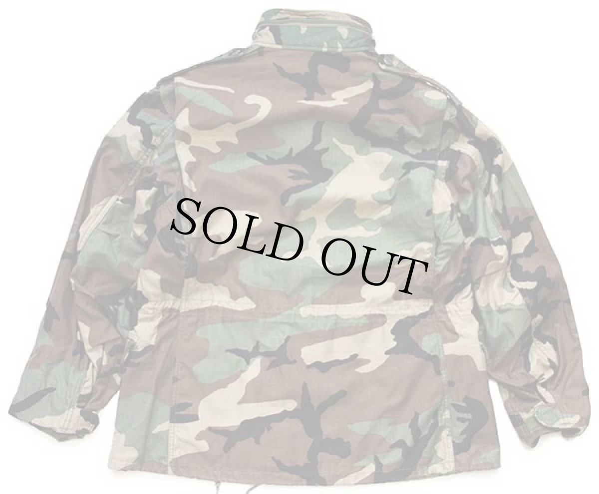 画像2: 80s 米軍 U.S.ARMY パッチ付き ウッドランドカモ M-65 フィールドジャケット M-S (2)