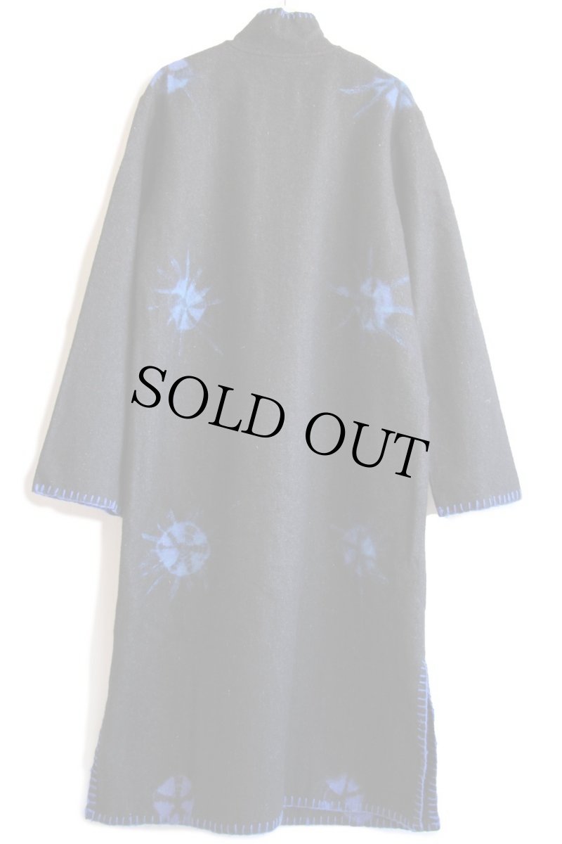 画像3: UNKNOWN スタンドカラー ハンドペイント アート ロング ウール ブランケット コート 黒×青 (3)