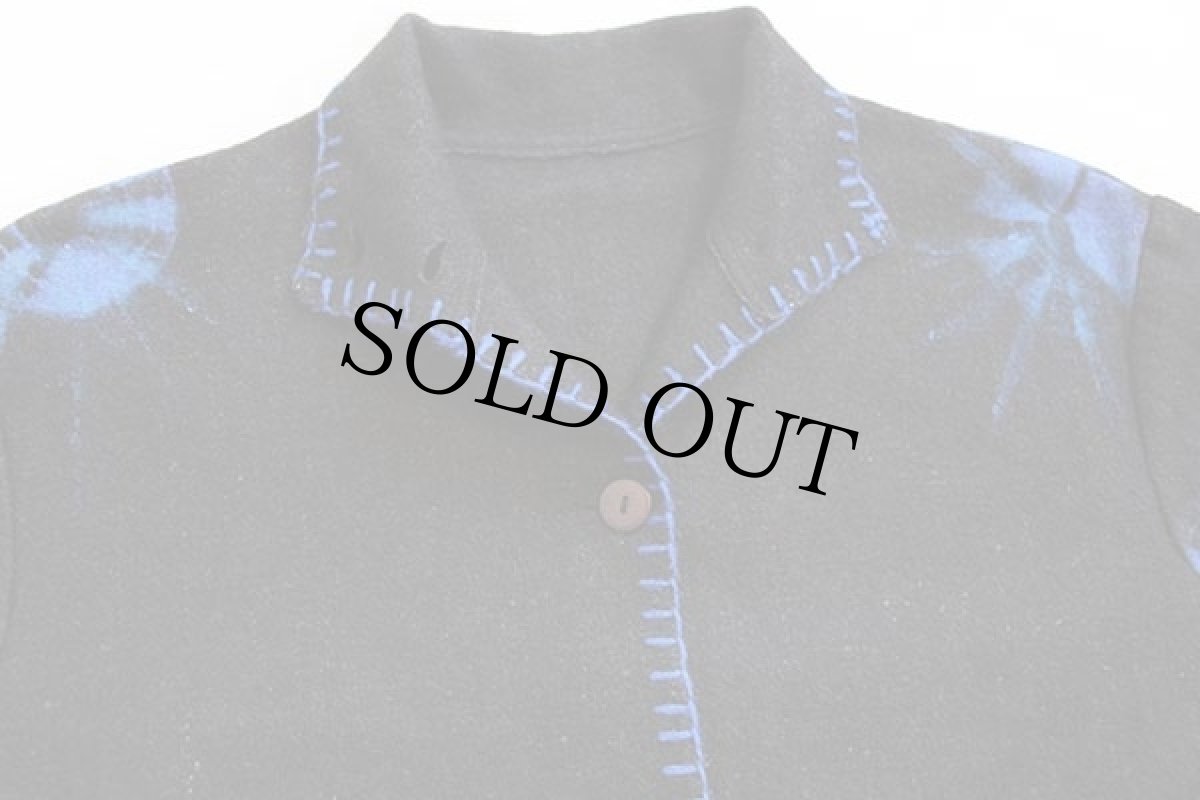 画像4: UNKNOWN スタンドカラー ハンドペイント アート ロング ウール ブランケット コート 黒×青 (4)