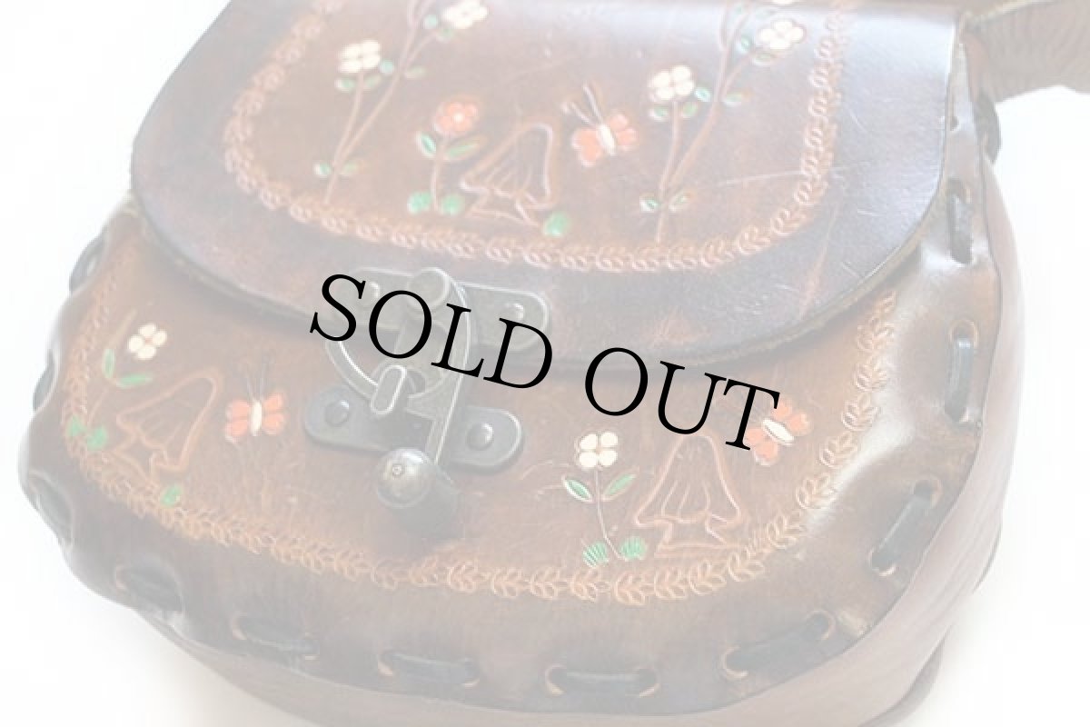 画像4: 70s キノコ 花柄 カービング ペイント レザー ショルダーバッグ 茶 (4)