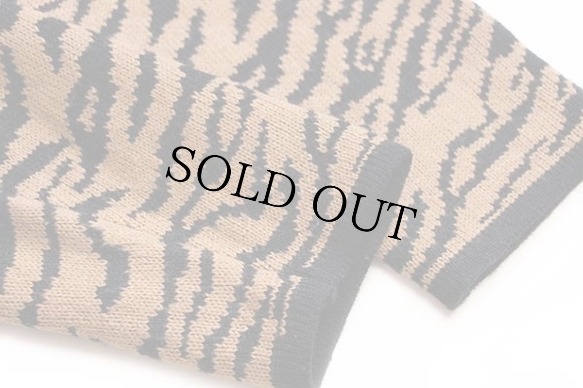 画像6: 90s Kathie Lee タイガー柄 Vネック アクリルニット セーター L-L (6)