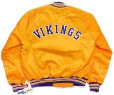 画像2: デッドストック★90s USA製 Chalk Line NFL MINNESOTA VIKINGS キルティングライナー ナイロンスタジャン 黄×紫 L (2)